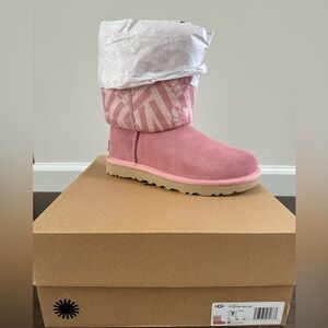 Ugg Big Kids Size 7